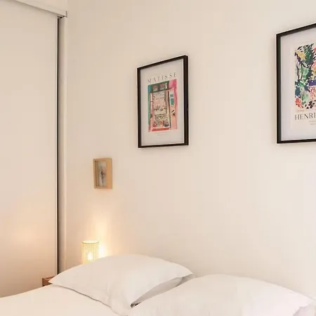 #21 2 Bdr Balconies 10 Mins Walk To Sea 5mins To Tram Apartamento *