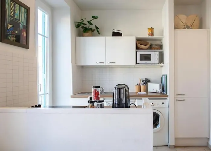 아파트 #21 2 Bdr Balconies 10 Mins Walk To Sea 5mins To Tram 니스