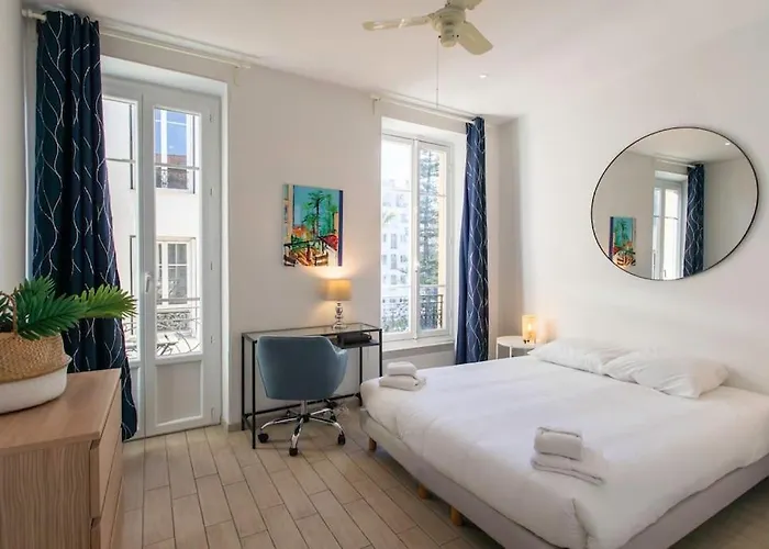 #21 2 Bdr Balconies 10 Mins Walk To Sea 5mins To Tram * 니스